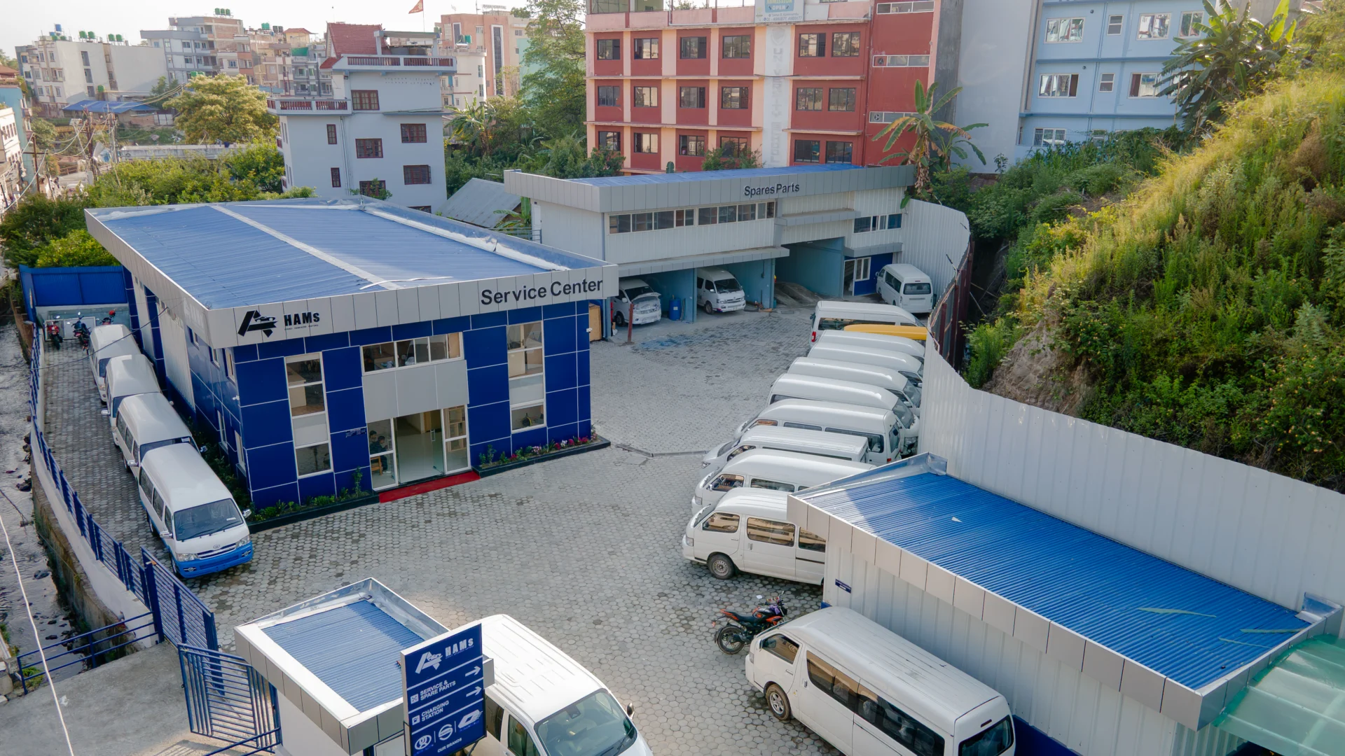 HAMs Motors service center